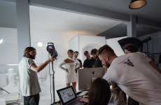 Making Of: Lia Line Calçados fotografa campanha com Flávia Alessandra