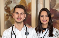 Tiago e Rafaela Caron: casal de médicos aposta no Alto Vale do Itajaí para empreender na área da saúde