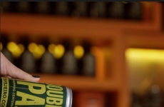 Cervejarias artesanais aderem as latas de alumínio para aumentar faturamento