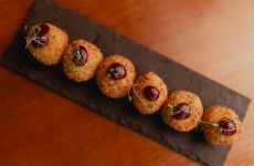 Restaurante do 2° melhor hotel de luxo da América do Sul, de Blumenau (SC), lança cardápio que valoriza ingredientes locais