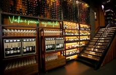 Viñeros chega com adega e gastronomia internacionais no Sul da Ilha