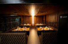 Viñeros chega com adega e gastronomia internacionais no Sul da Ilha