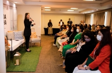 Angelita Warmling: mentora, palestrante e educadora financeira ajuda mulheres e casais a trazerem tranquilidade financeira