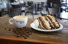 Postos R4: muito mais que um posto: o melhor lugar para seu café!