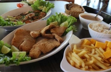 Recanto Akaiaka: restaurante à base de tilápia é o local ideal para seu final de semana