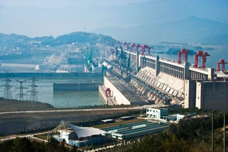 China está imprimindo em 3D uma enorme barragem de 180 metros de altura... e construindo-a sem humanos